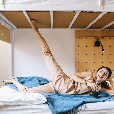 Gia Dormitory Hostel Tel Aviv Ngoại thất bức ảnh